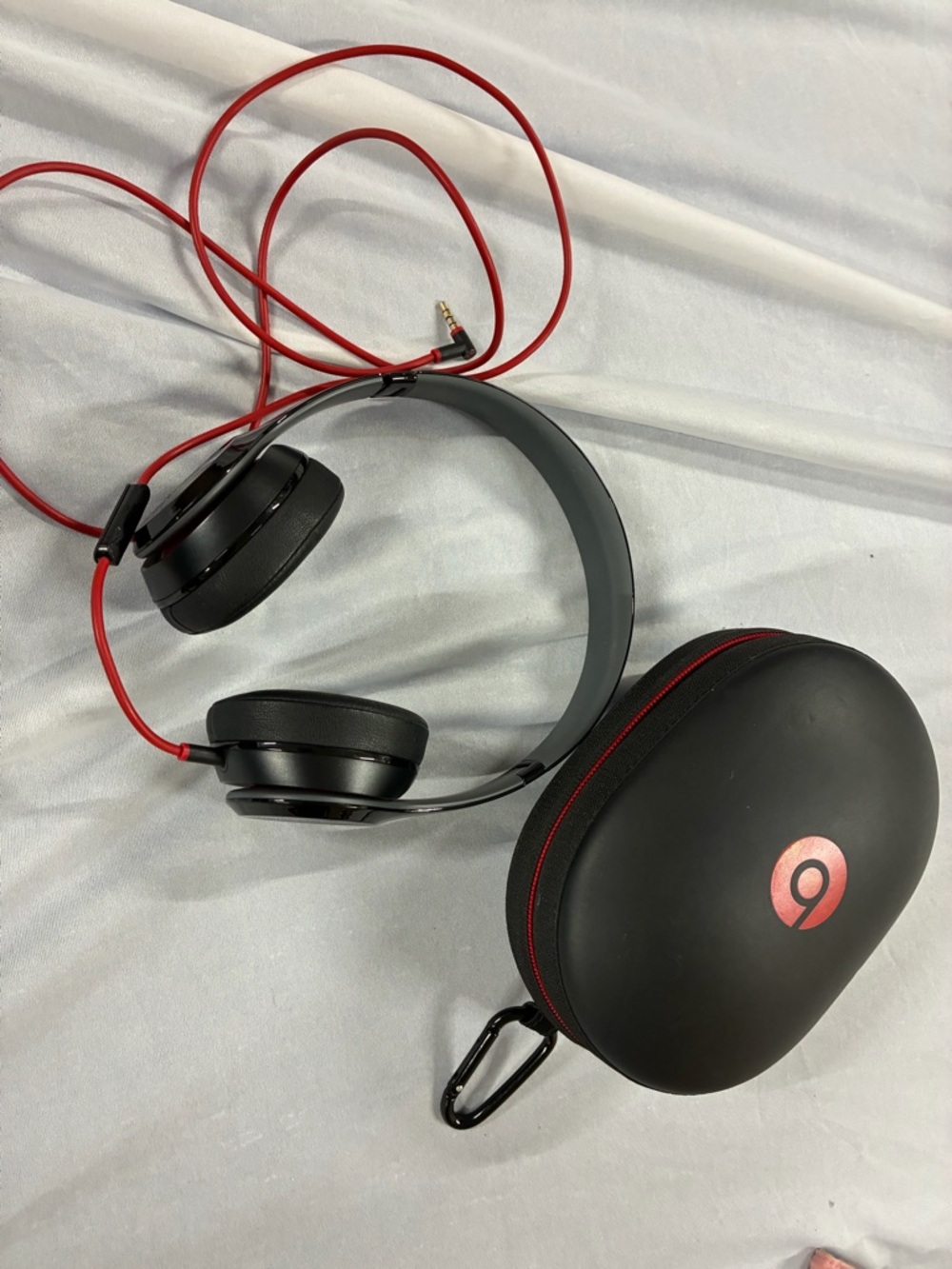 Beats by Dr. Dre Solo2 Over the Ear Headphones - Black-wired Tested Works